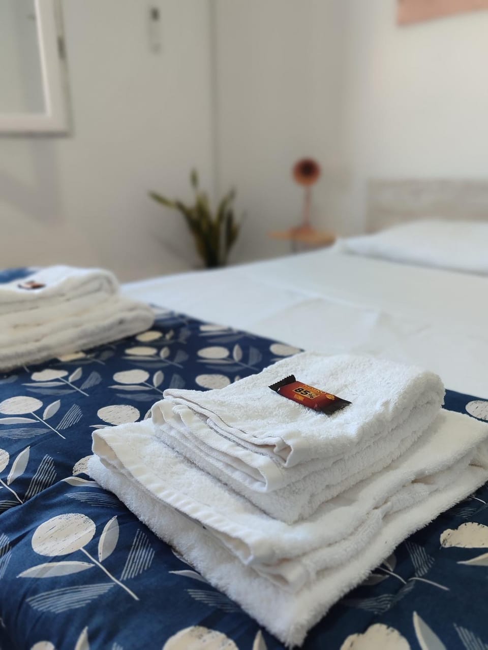Sea View Apartment - 5 Min Walk to Gibraltar Apartment in Andalusia