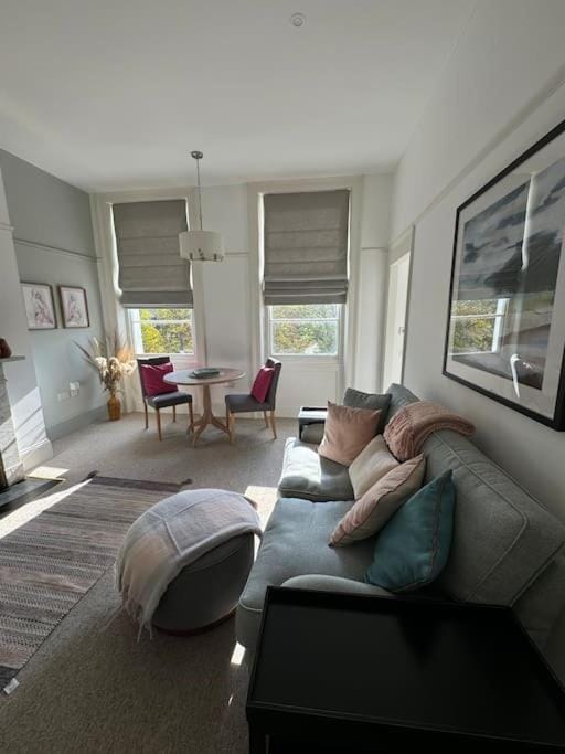 Stylish One Bed Flat in Central Cheltenham Apartment in Cheltenham
