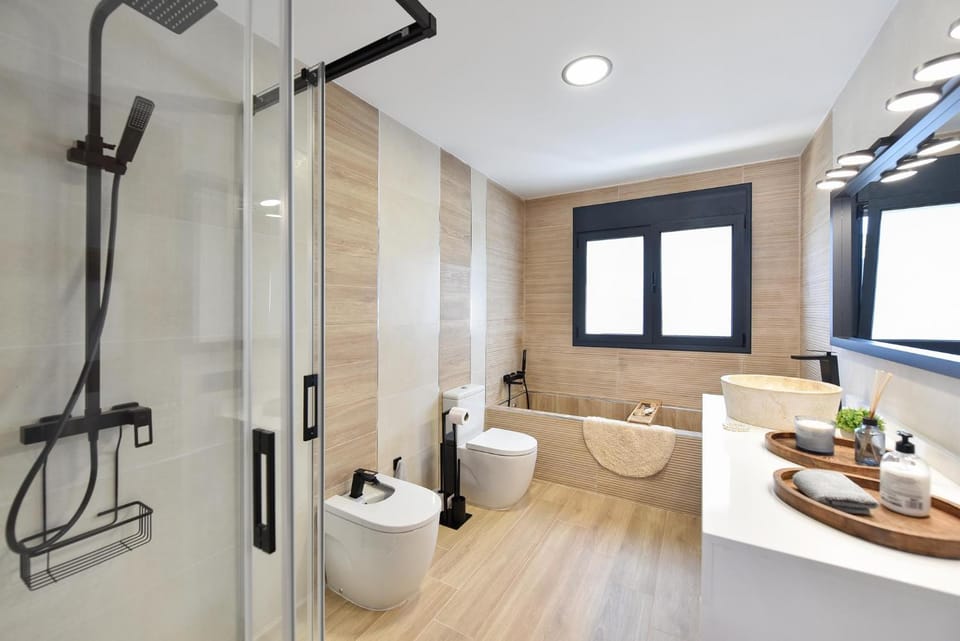 Bathroom, Bath