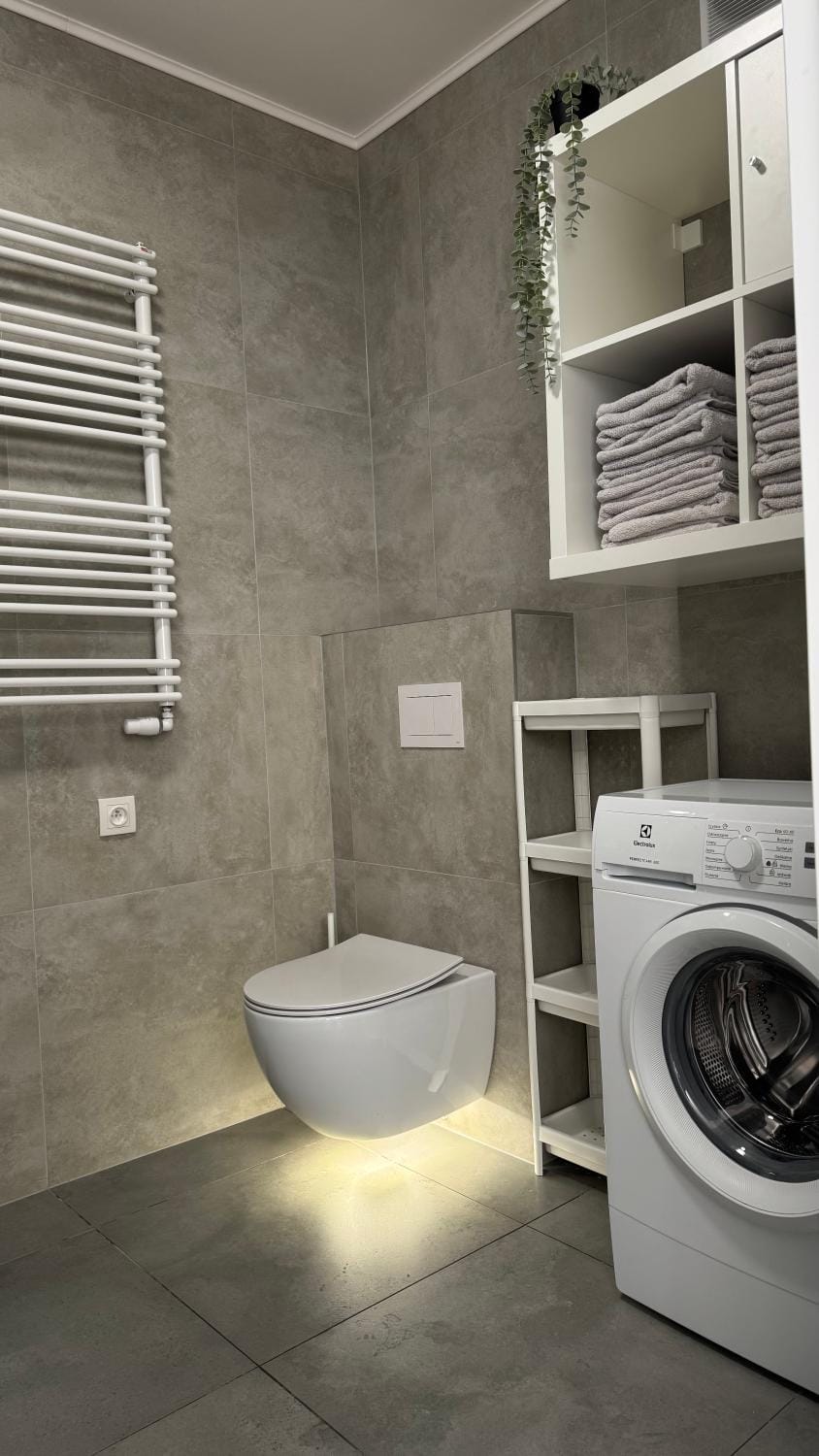 Bathroom, washing machine