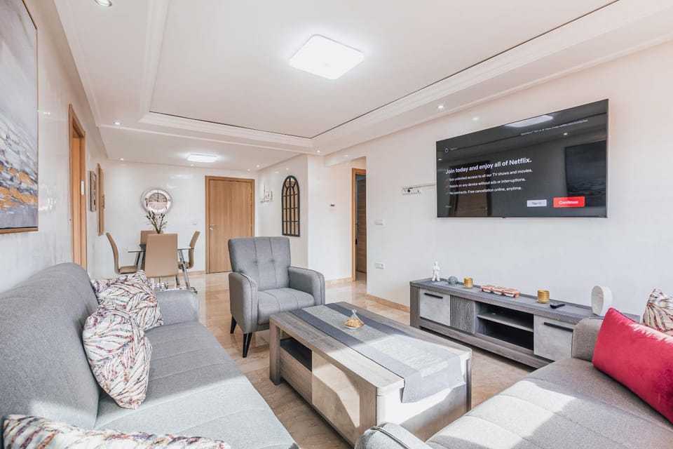 Communal lounge/ TV room, TV and multimedia, Living room