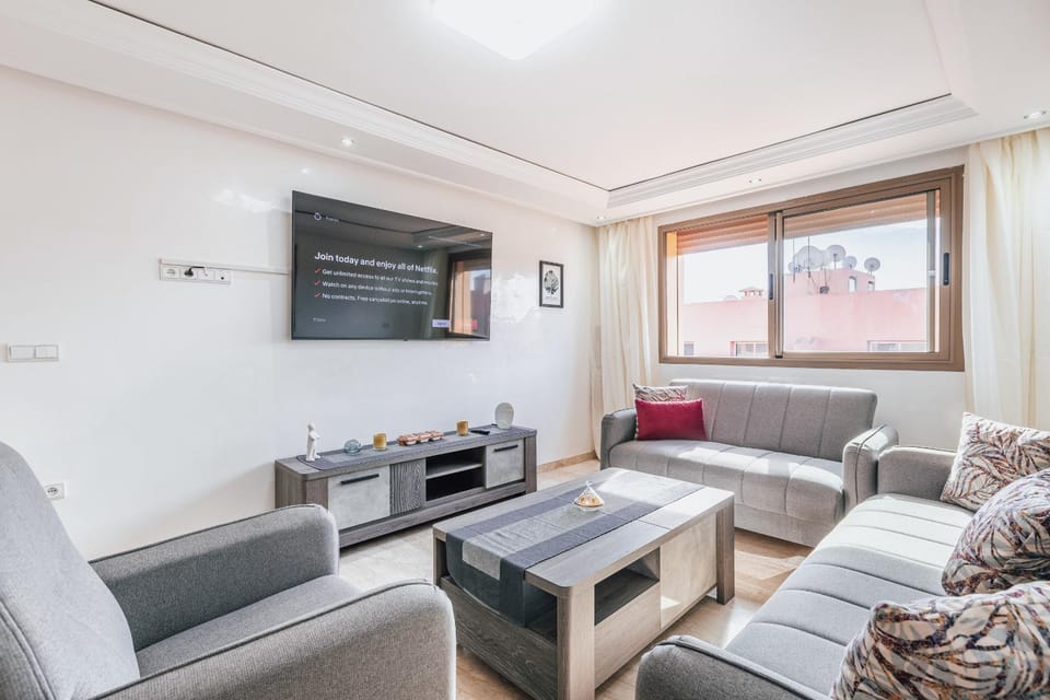 Communal lounge/ TV room, TV and multimedia, Living room, Seating area