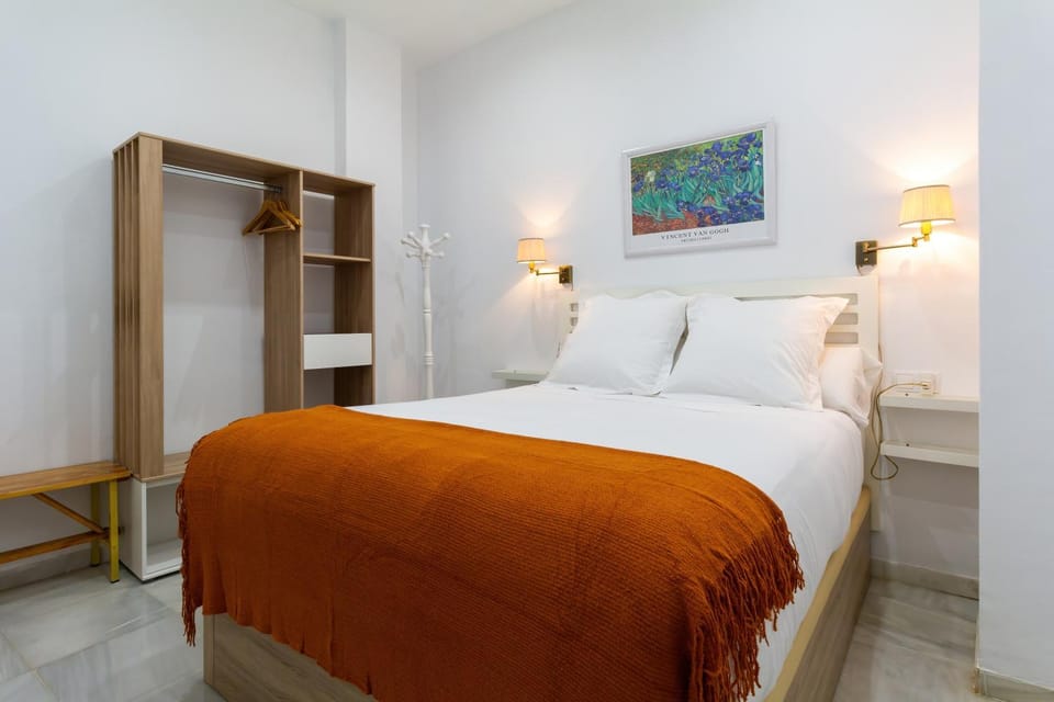 Bed, Photo of the whole room