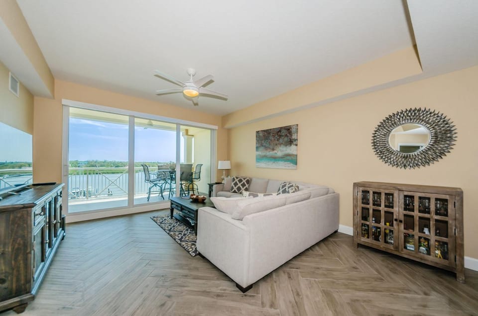 Dolphin Key 504 - Premier House in Indian Shores
