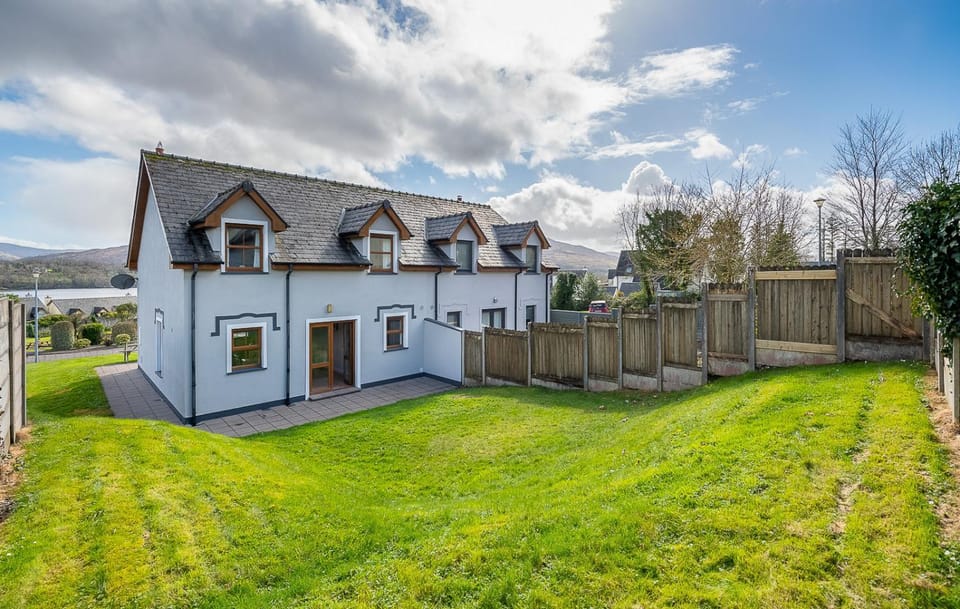 2 bedroom home in Kenmare with sea views to sleep 4 House in Kenmare