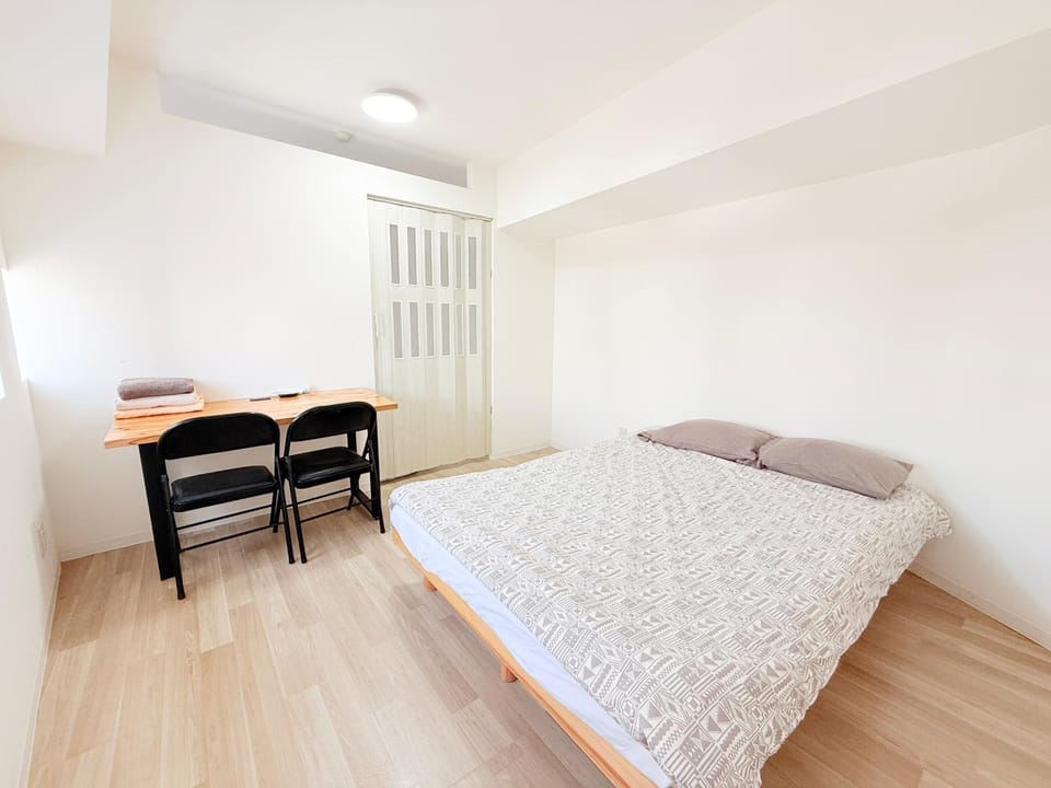 Shinjuku Kabuki Youth Hostel#New Sunshine Room#50 second walk from Higashi Shinjuku subway#Automatic locking door12BK2 Hostel in Shinjuku