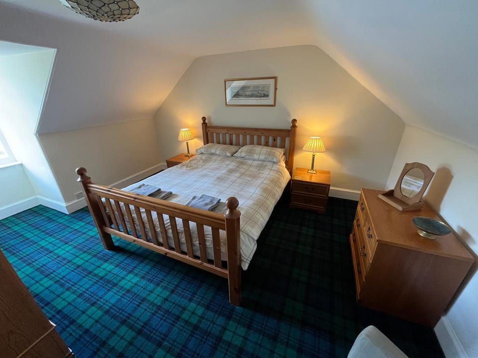 Old Lock-keeper's Cottage Apartment in Fort Augustus