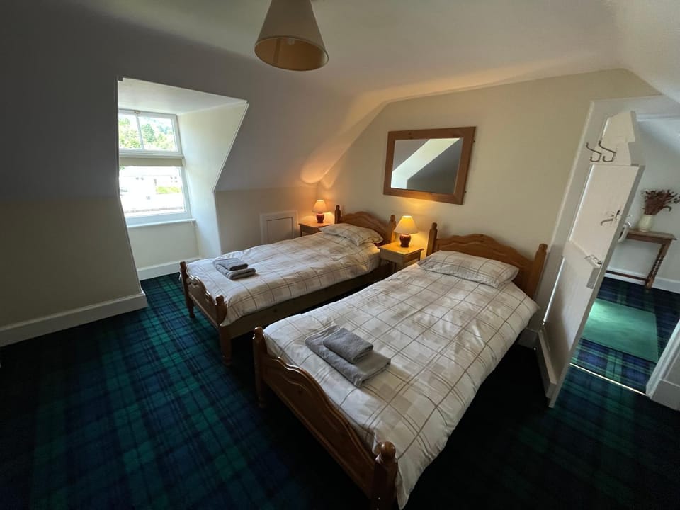 Old Lock-keeper's Cottage Apartment in Fort Augustus