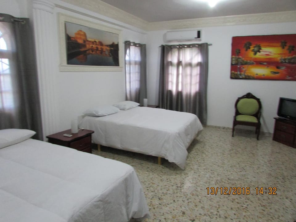Castillo Romano Bed and Breakfast in Las Terrenas