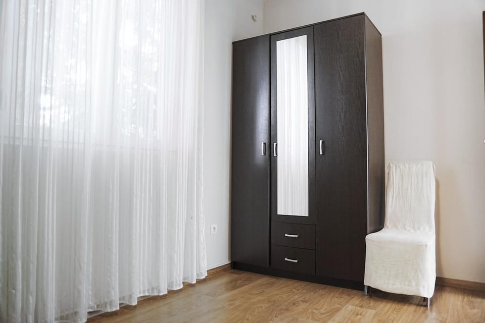 wardrobe