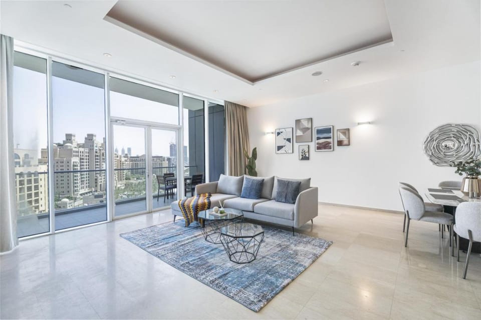 Oceana Baltic Palm West Beach Views 3 bd Sleeps 7 Apartment in Dubai