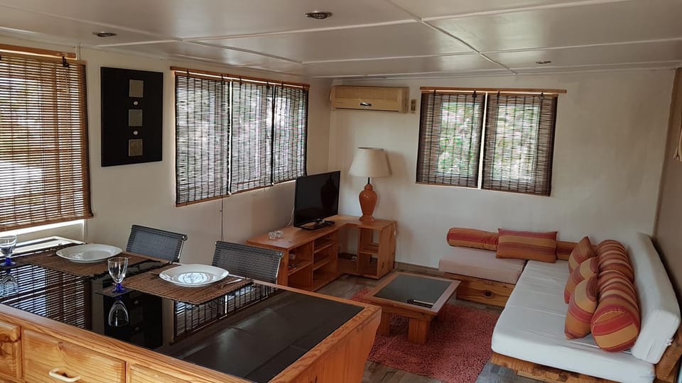Tamarin Loft studio Apartment in Rivière Noire District, Mauritius