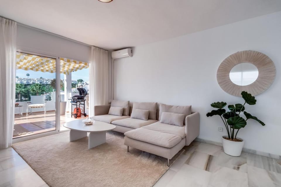 Balcony/Terrace, Living room