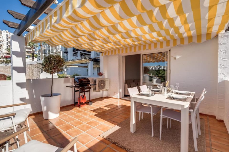 BBQ facilities, View (from property/room), Balcony/Terrace, air conditioner