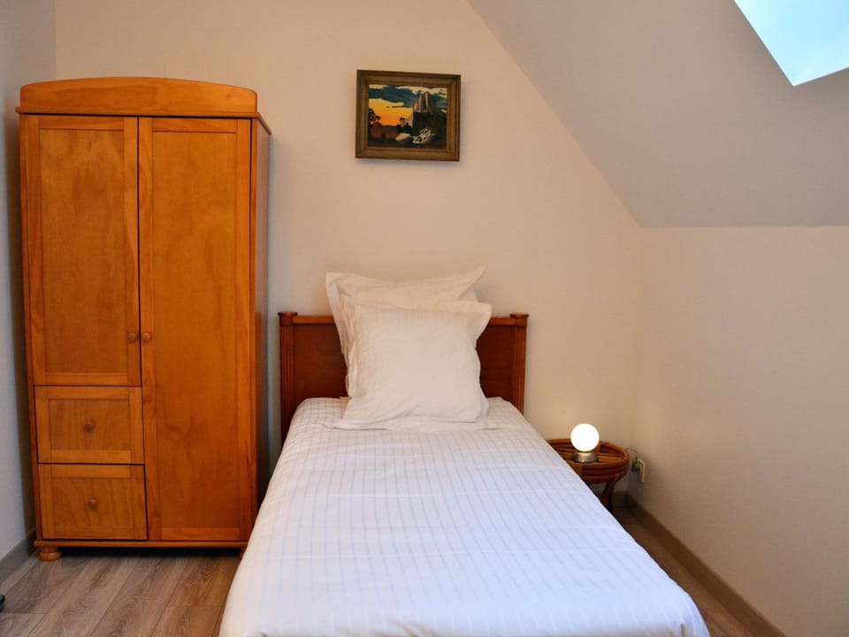 Gîte familial près de Chartres avec jardin privatif et wifi - FR-1-581-141 House in Centre-Val de Loire