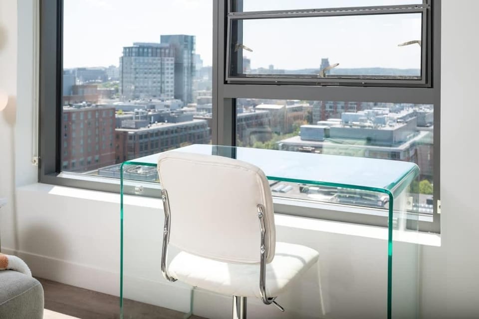 Upscale 1BR near MIT Harvard with Parking Apartment in Cambridgeport