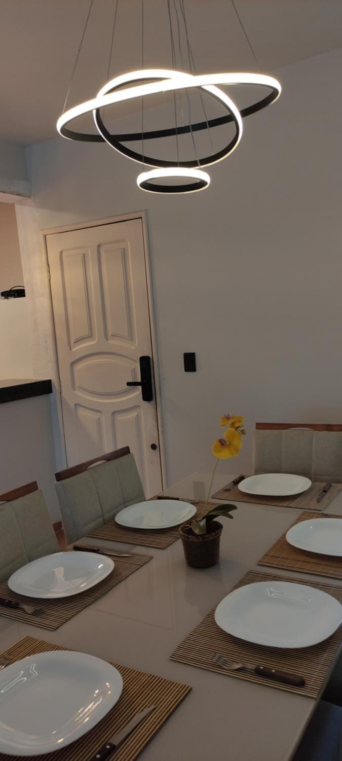 Apartamento Amplo na Praia do Morro, 3 Quartos e 3 Banheiros Apartment in Guarapari