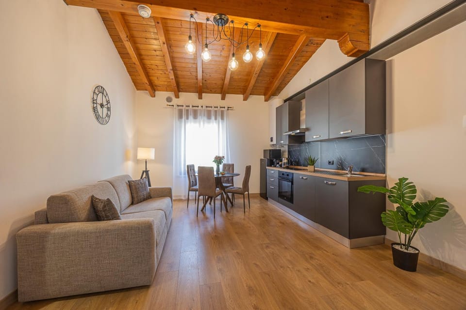 Kitchen or kitchenette, Living room, Dining area