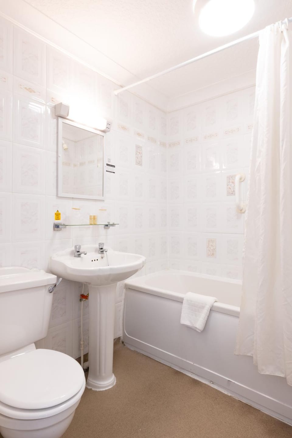 Shower, Toilet, Bathroom, Bath