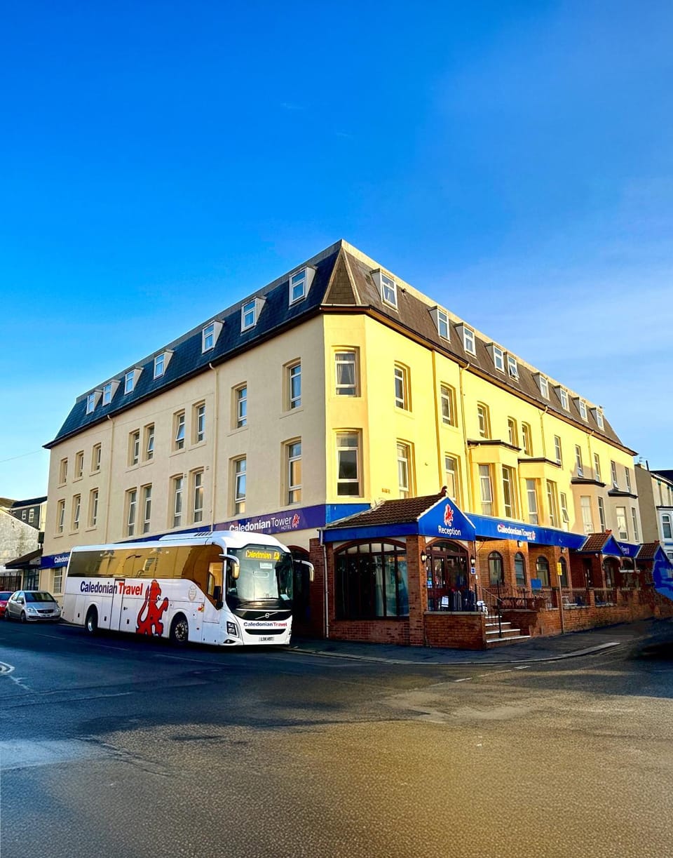 Property building, Street view, Location