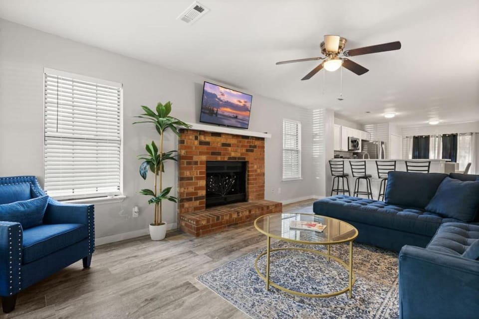 A Peaceful stay at The Pine Grove Retreat House in Goose Creek