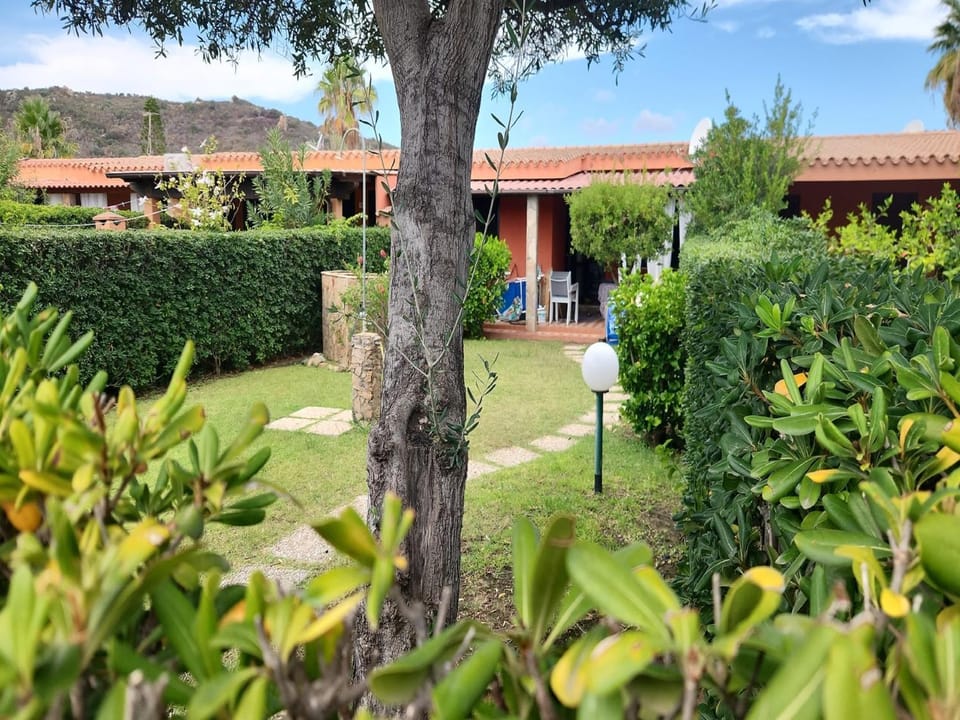 Property building, Garden