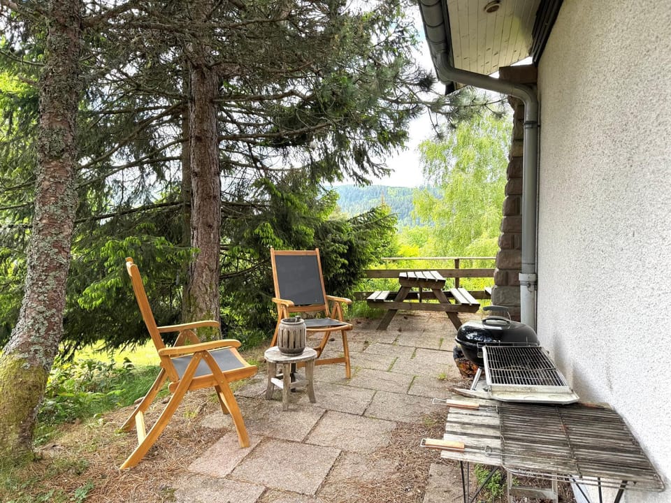 Patio, Spring, Natural landscape, Garden, Garden view