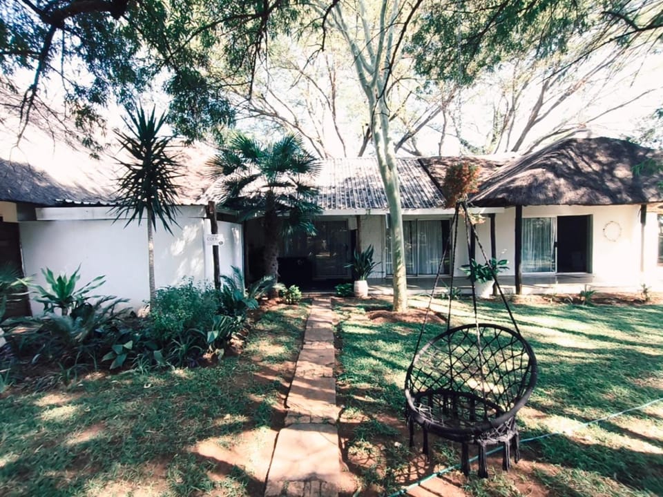 Property building, Garden, Garden view