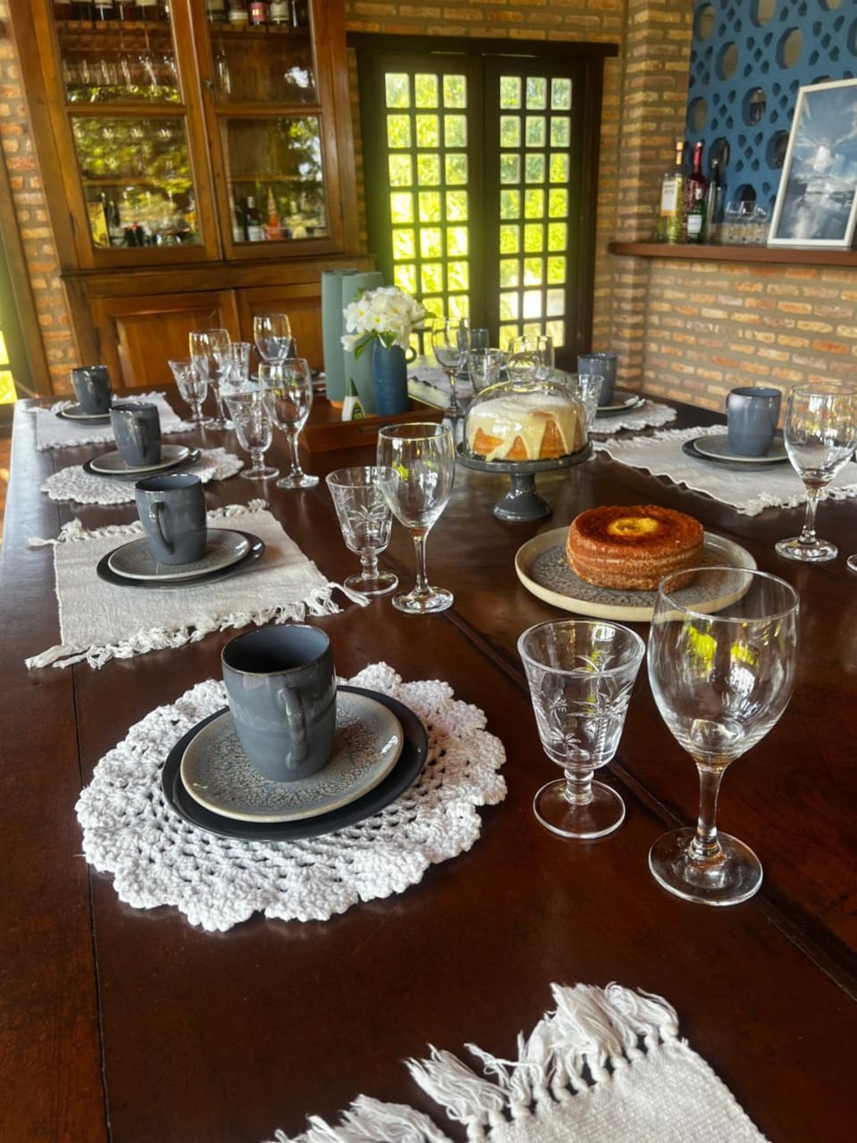 Food and drinks, Dining area, Lunch, Dinner