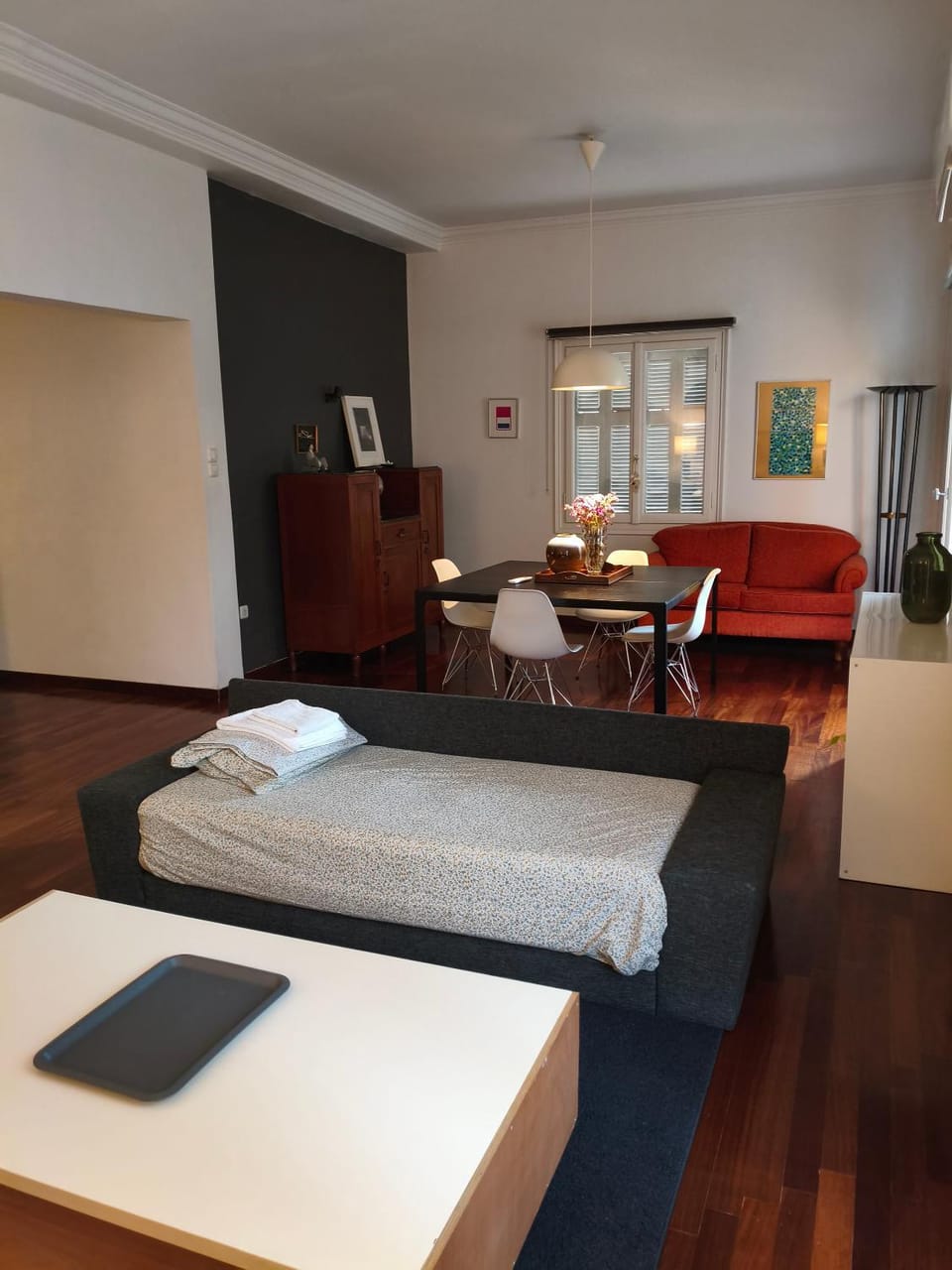 Bed, Living room, Seating area