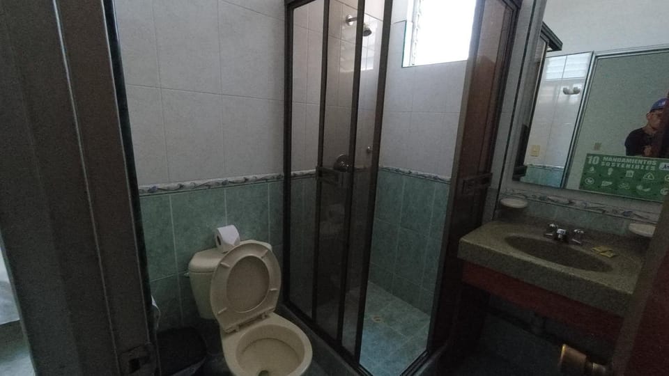 Miami Hotel Hotel in Melgar