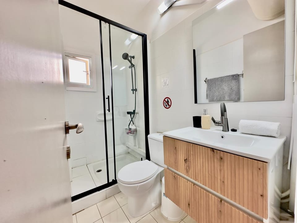 Sea and Lake Breeze 1BR Apt Apartment in Larnaca