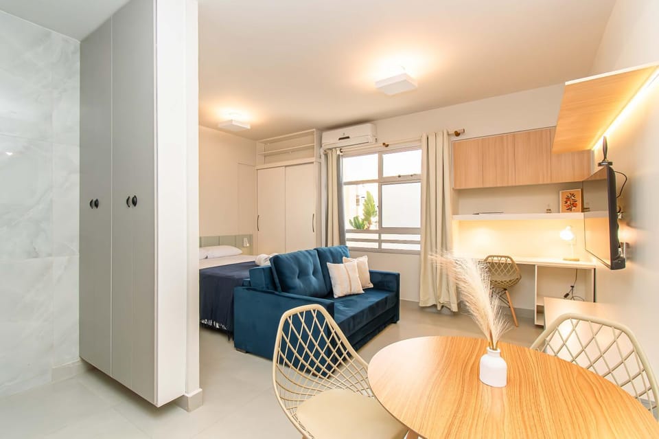 Kitchen or kitchenette, Photo of the whole room, Dining area, air conditioner