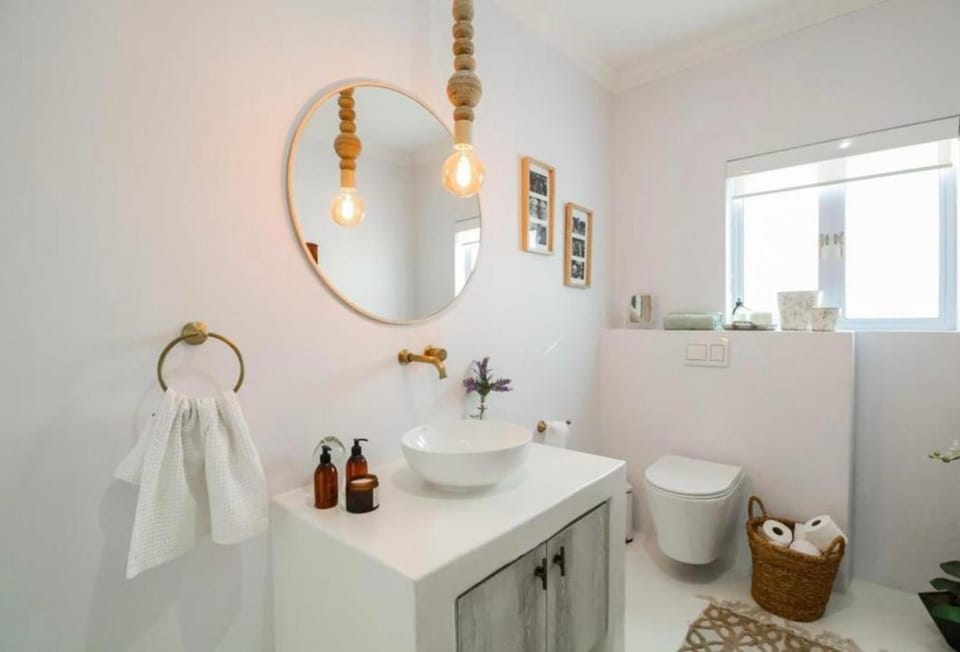 105 on Beach, Sage Room Vacation rental in Western Cape