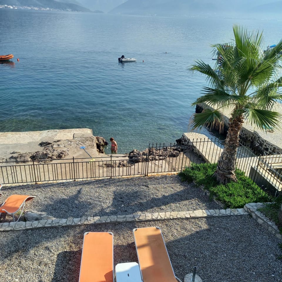 Julija apartman Apartment in Kotor Municipality