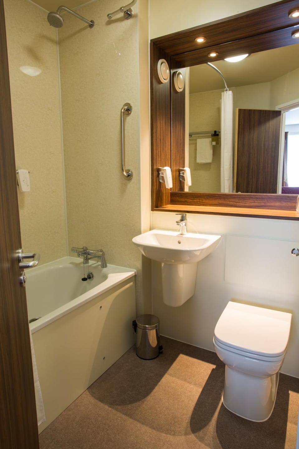 Bathroom, Bath