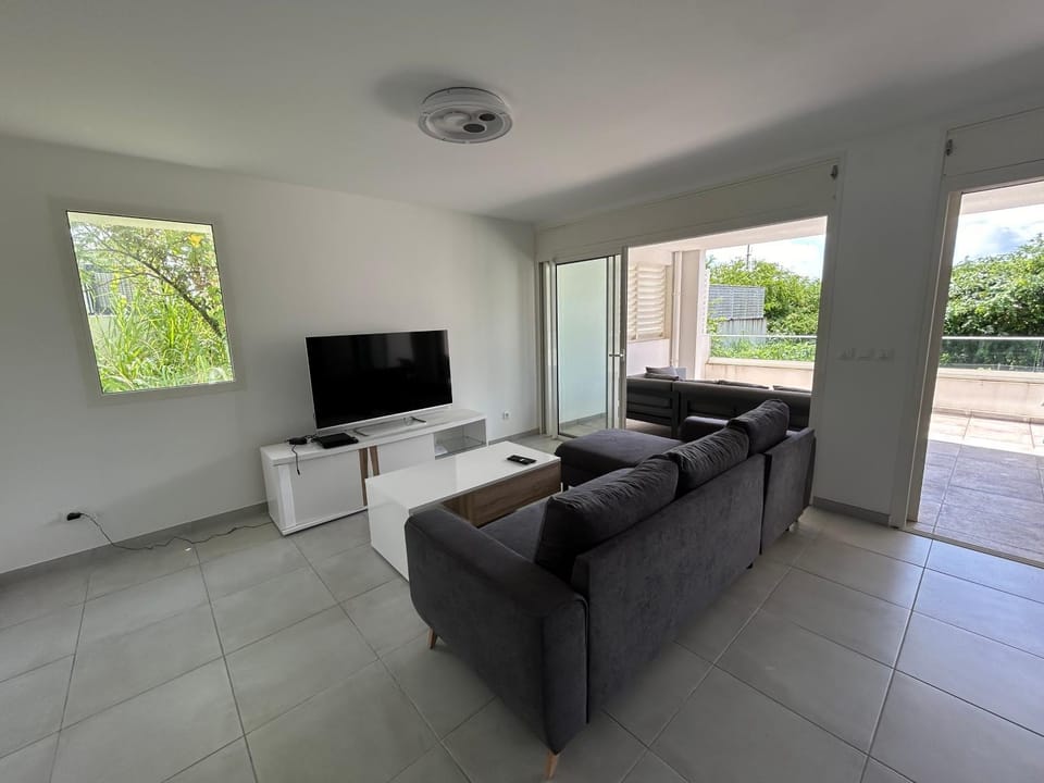 Appartement neuf marina etang z abricot Apartment in Fort-de-France