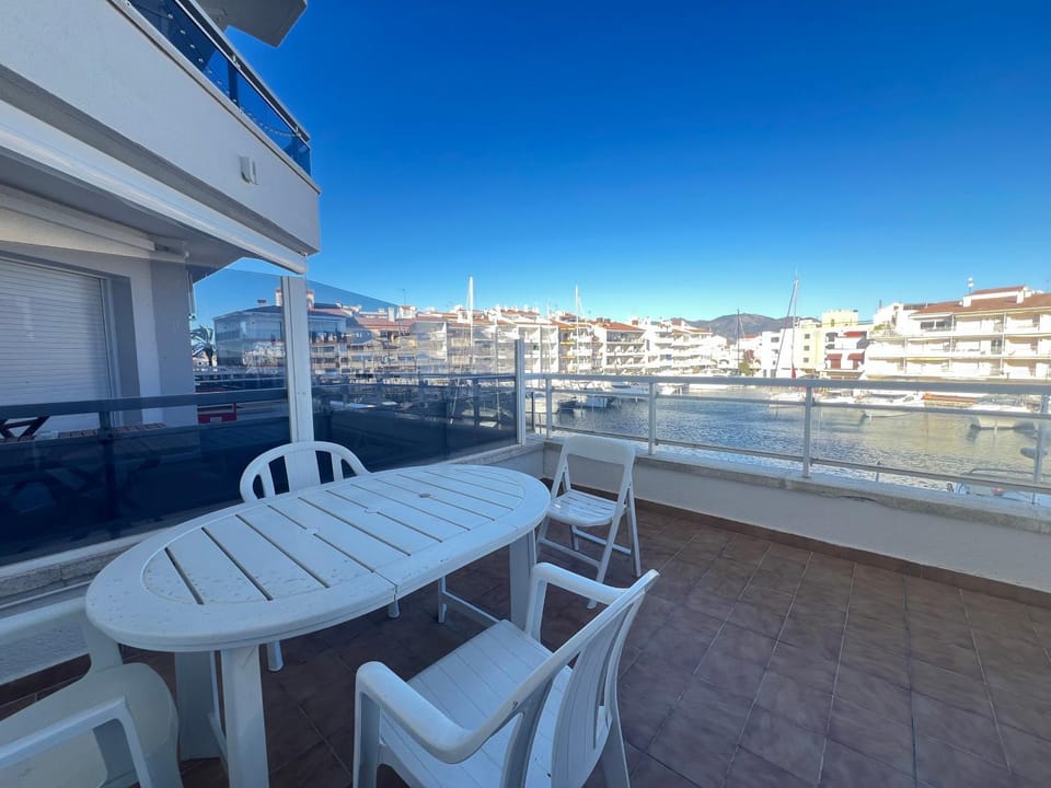 Balcony/Terrace, River view