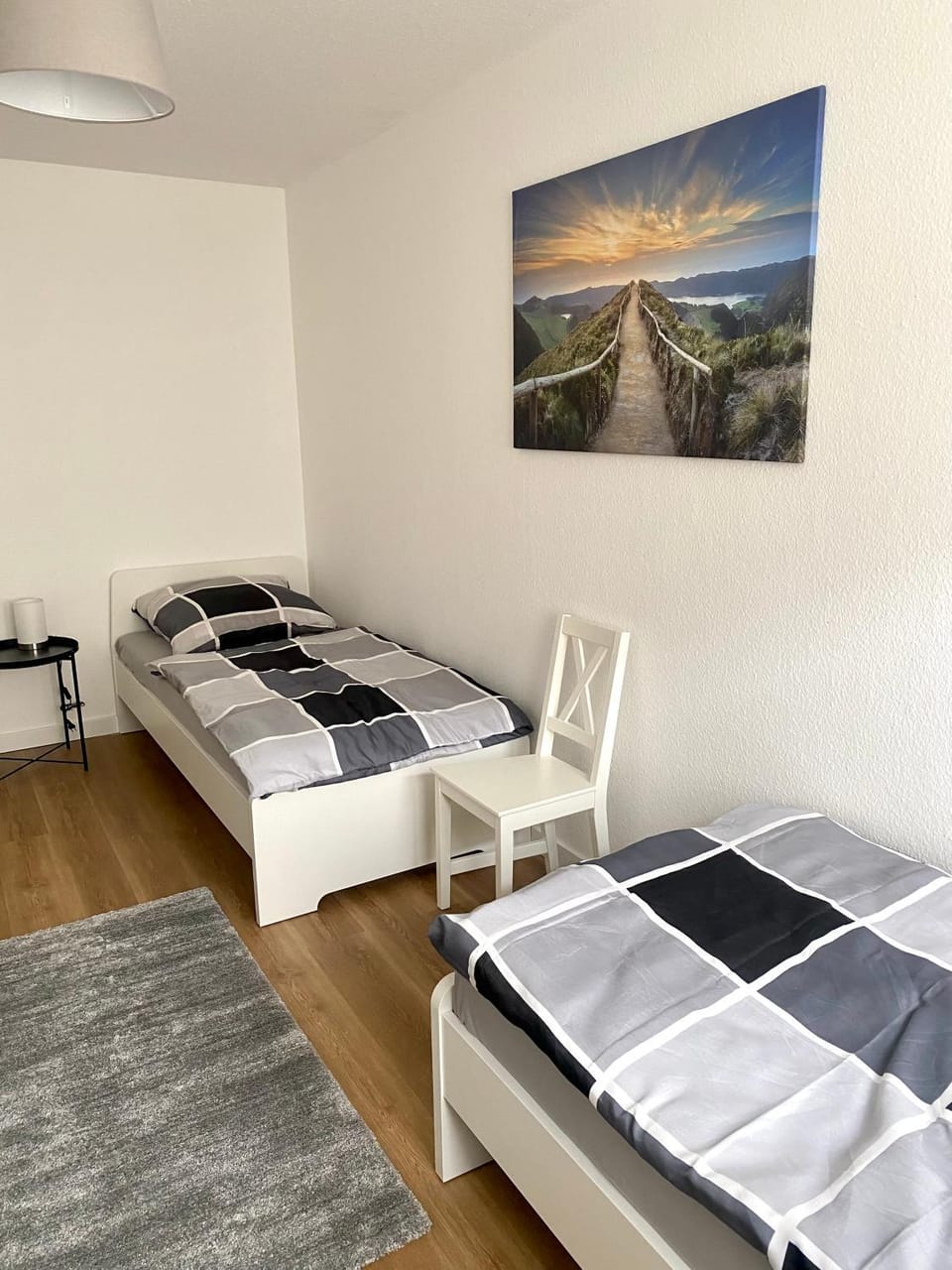 Spacious 3-Bed Apartment WiFi, Netflix, Self Check-in Apartment in Wuppertal