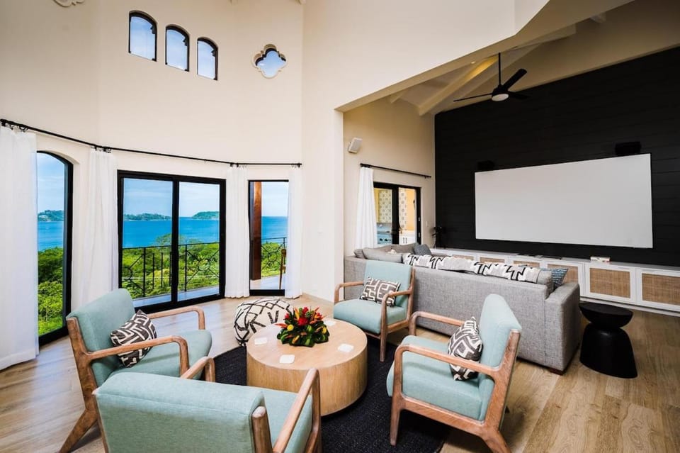 Spectacular Ocean Views Breathtaking Sunsets House in Guanacaste Province