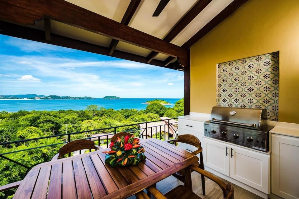 Spectacular Ocean Views Breathtaking Sunsets House in Guanacaste Province