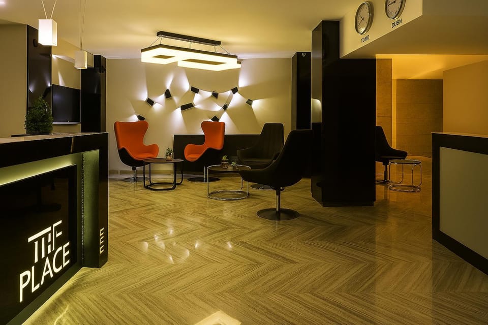 Lobby or reception, Seating area, furniture