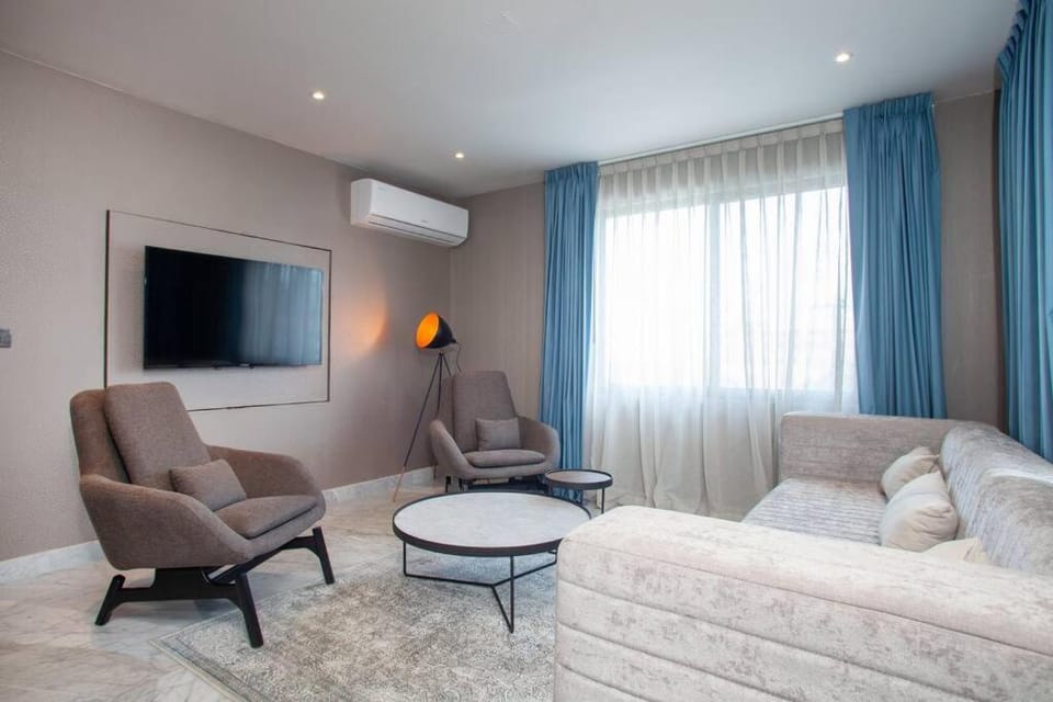 Close to Beach Nice Suite in Cabo's Downtown - 5 Apartment in Cabo San Lucas