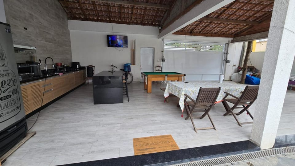 Seating area, Dining area, Evening entertainment, minibar, stove