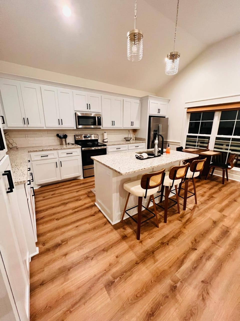 Kitchen or kitchenette, Dining area, dishwasher, oven, stove, toaster