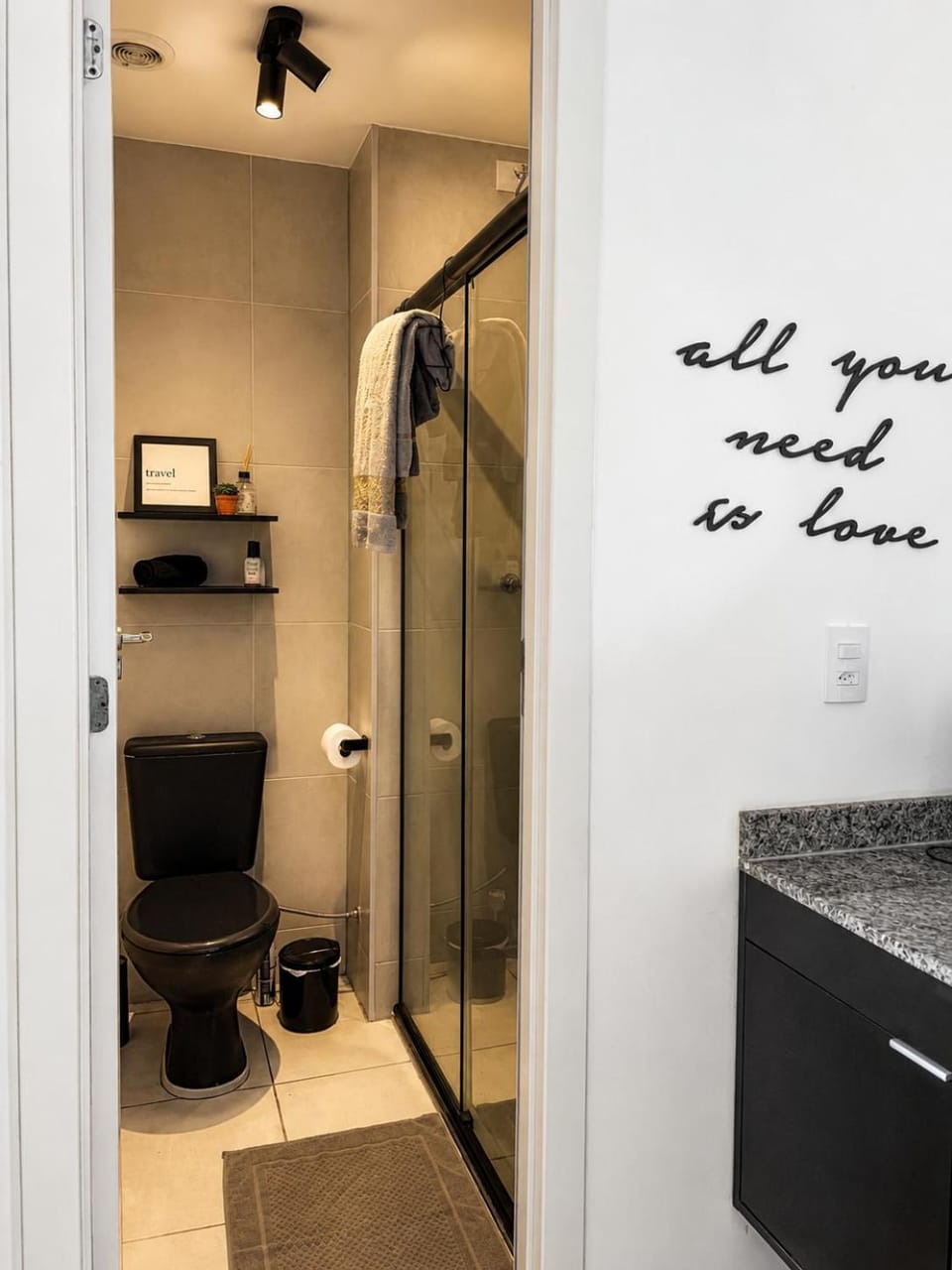 Shower, Toilet, Bathroom
