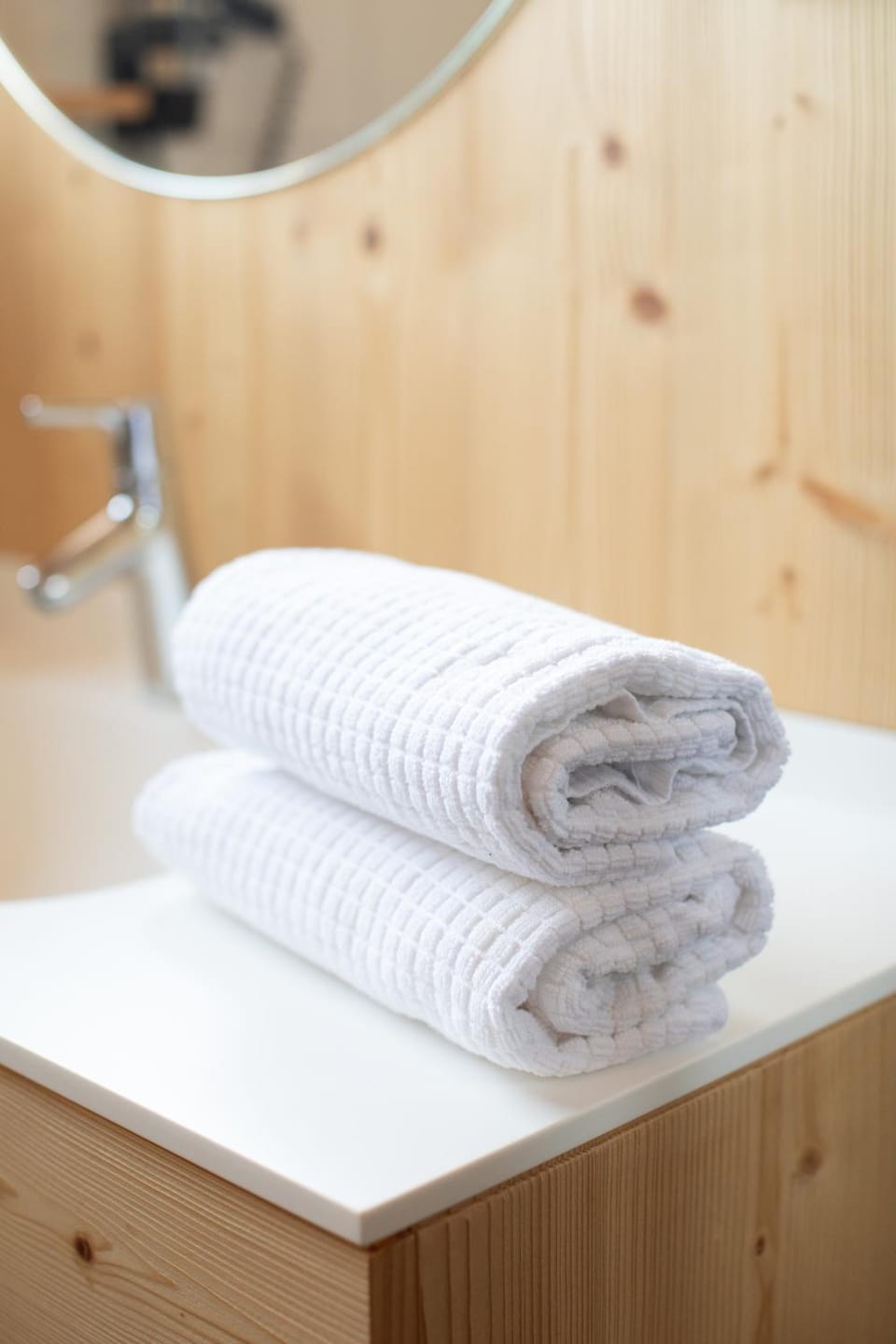 Bathroom, Decorative detail, towels