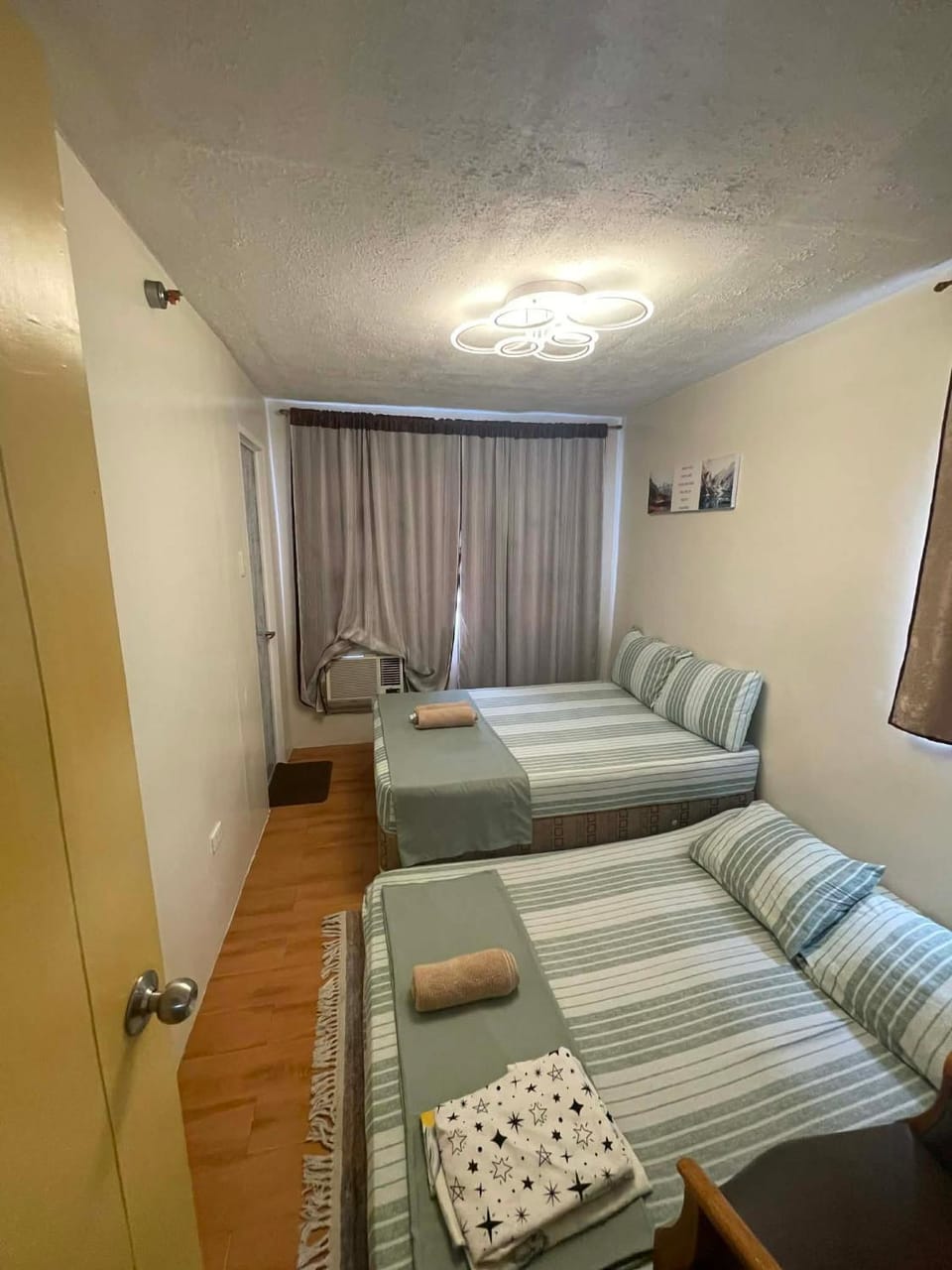 MC suites 2 Bedrooms condotel Staycation Davao City, Near davao airport SMX Sm lanang, Near Samal, Abreeza,Dusit, Azuela cove, sasa port, walking distance to sasa wharf Apartment in Island Garden City of Samal