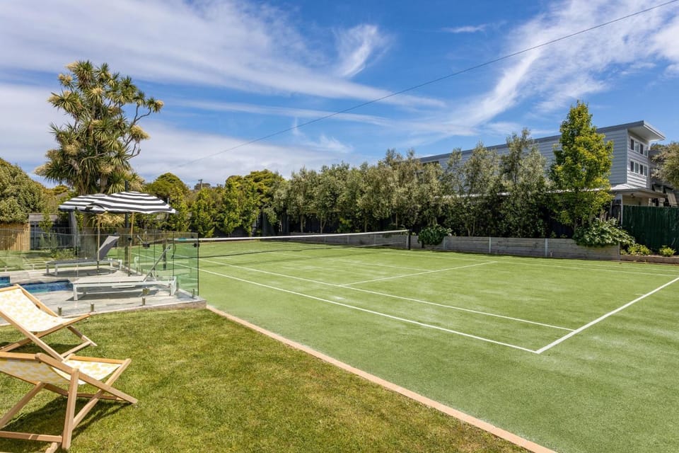 Bellaluca Hamptons House in Melbourne Road
