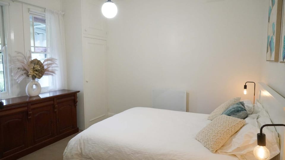 Stay on March - Heritage Charm Apartment in Orange